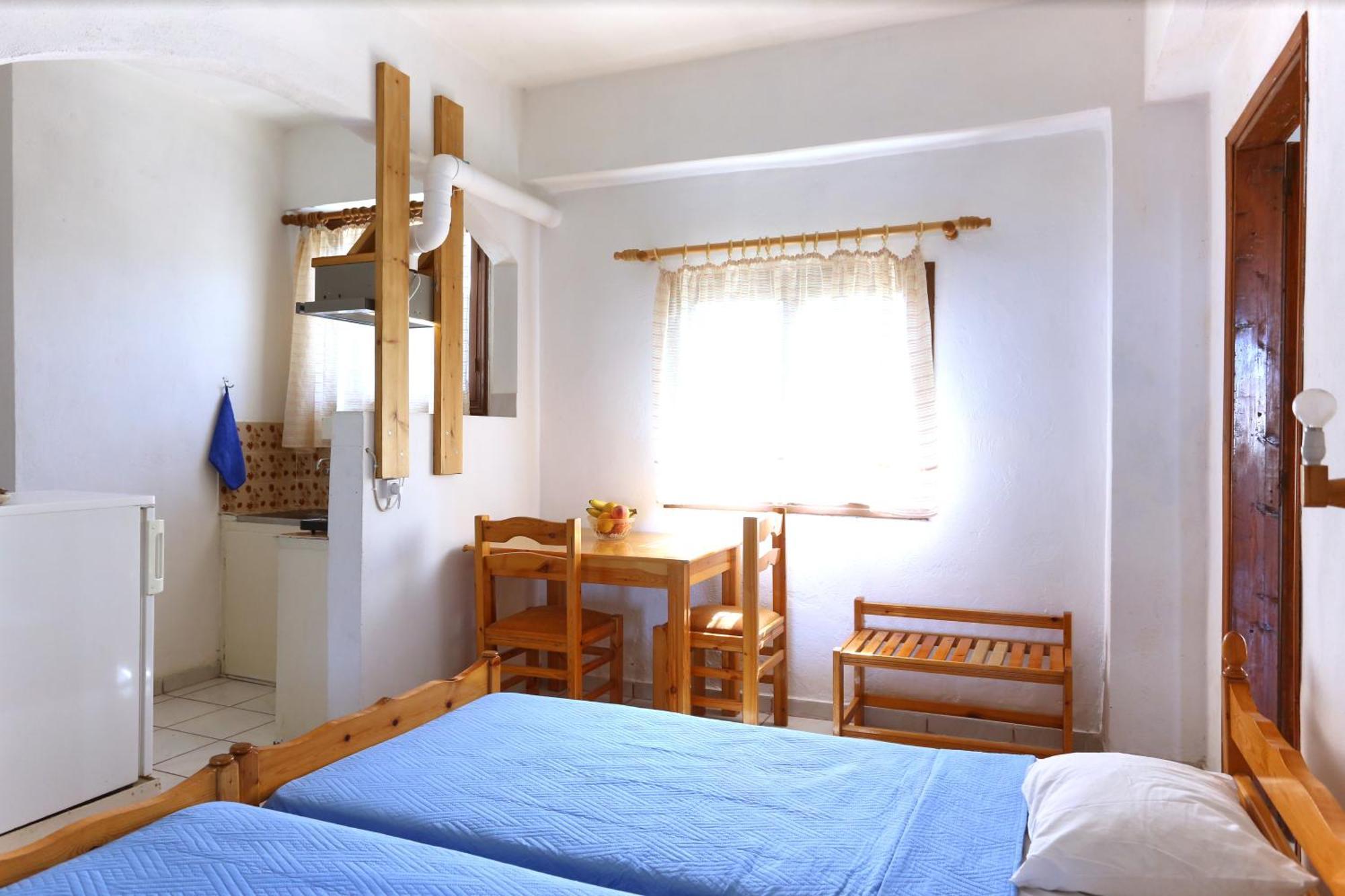 Armena Inn 阿尔门尼斯蒂斯 外观 照片